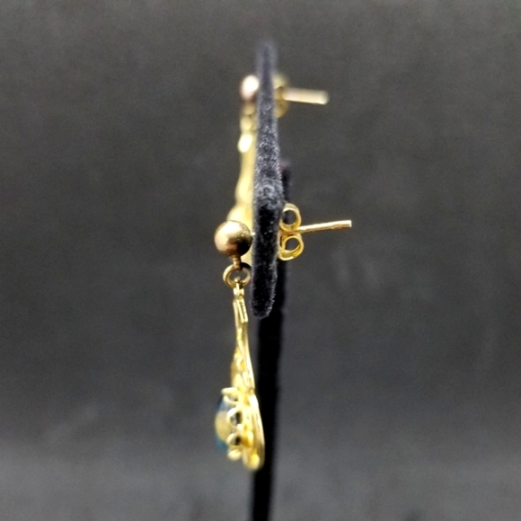 Knotwork heart blue stone earrings - Picture 4 of 7